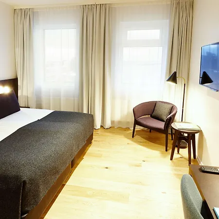 Fosshotel 4*